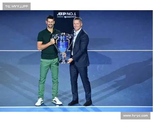 ATP总决赛双打组合展开激烈较量，争夺决赛席位