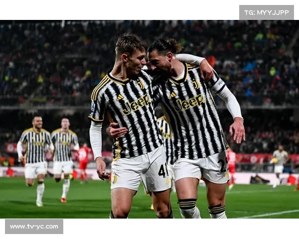 3-5-2阵型的意大利风情：从翼卫驱动到双锋美学的弱队逆袭之道