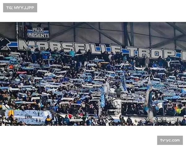 欧洲多地举办欧冠观赛派对,球迷文化助推赛事影响力 欧洲多地举办欧冠观赛派对,球迷文化助推赛事影响力